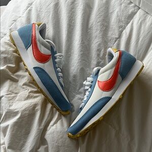 Nike Daybreak sneakers